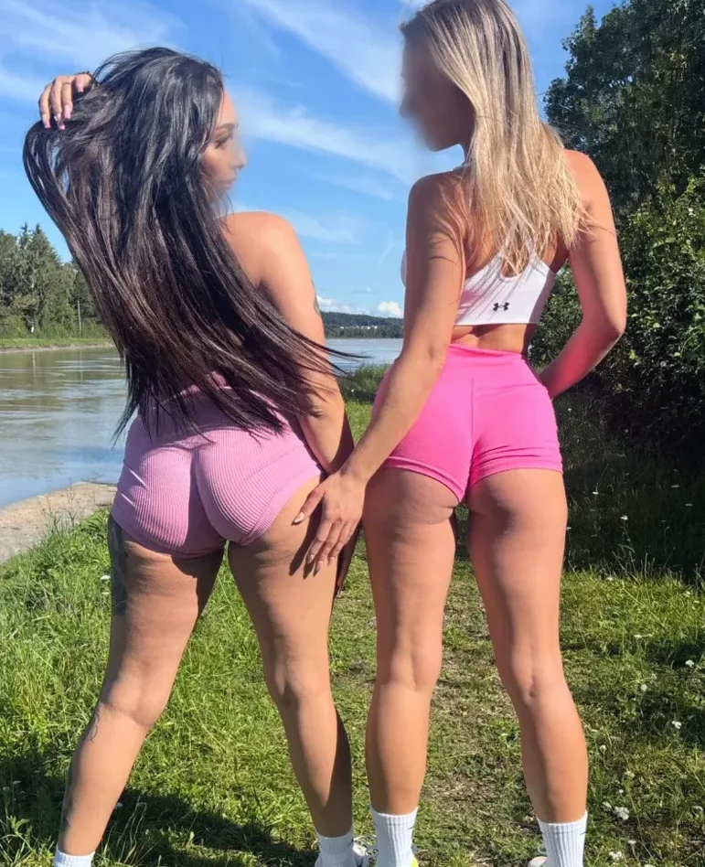 Zara, 26